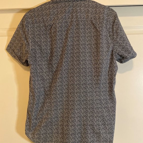 Men's Small John Varvatos Grey Short Sleeved Button Down - Picture 2 of 3